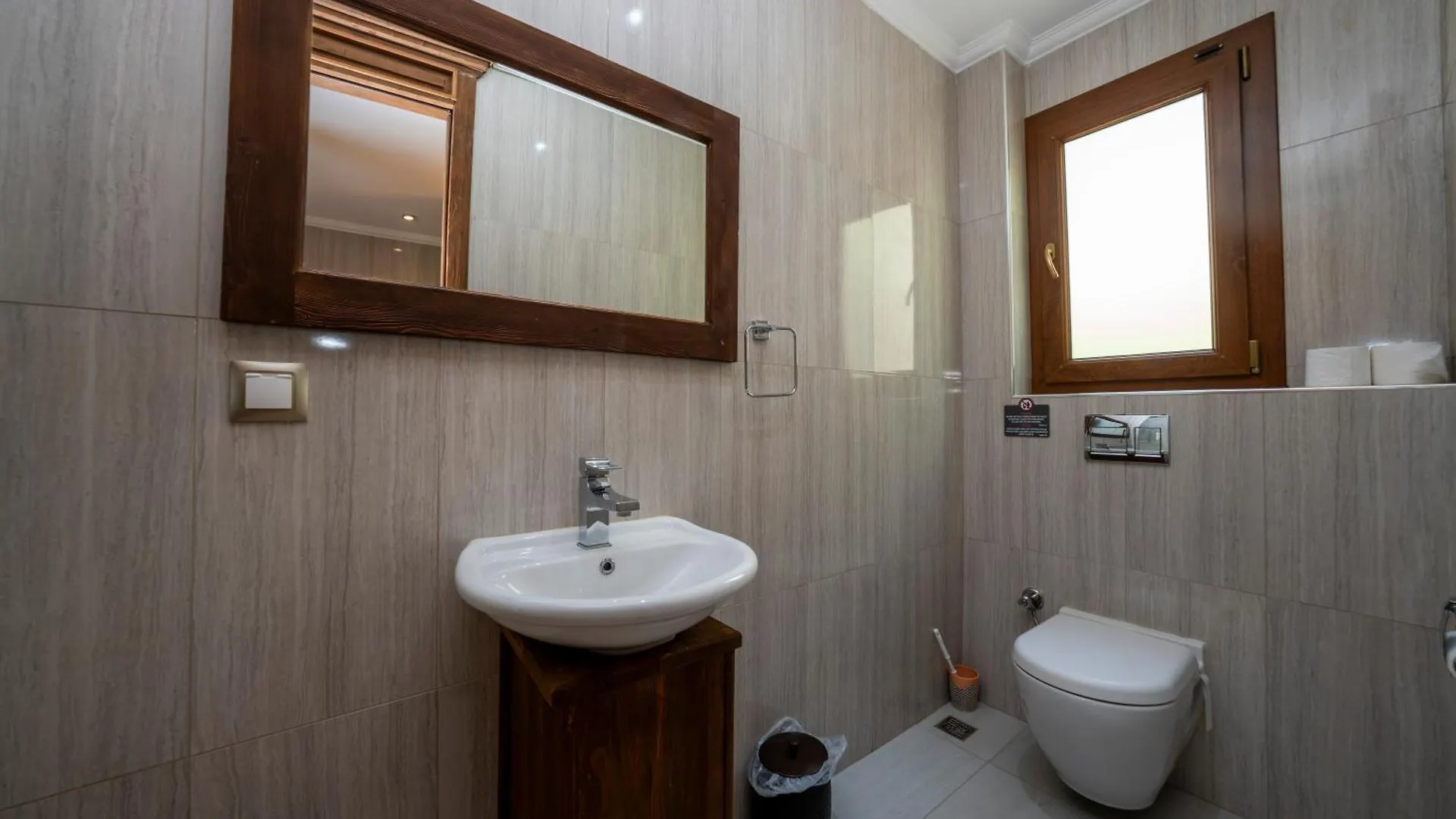 Lissiya Hotel Faralya