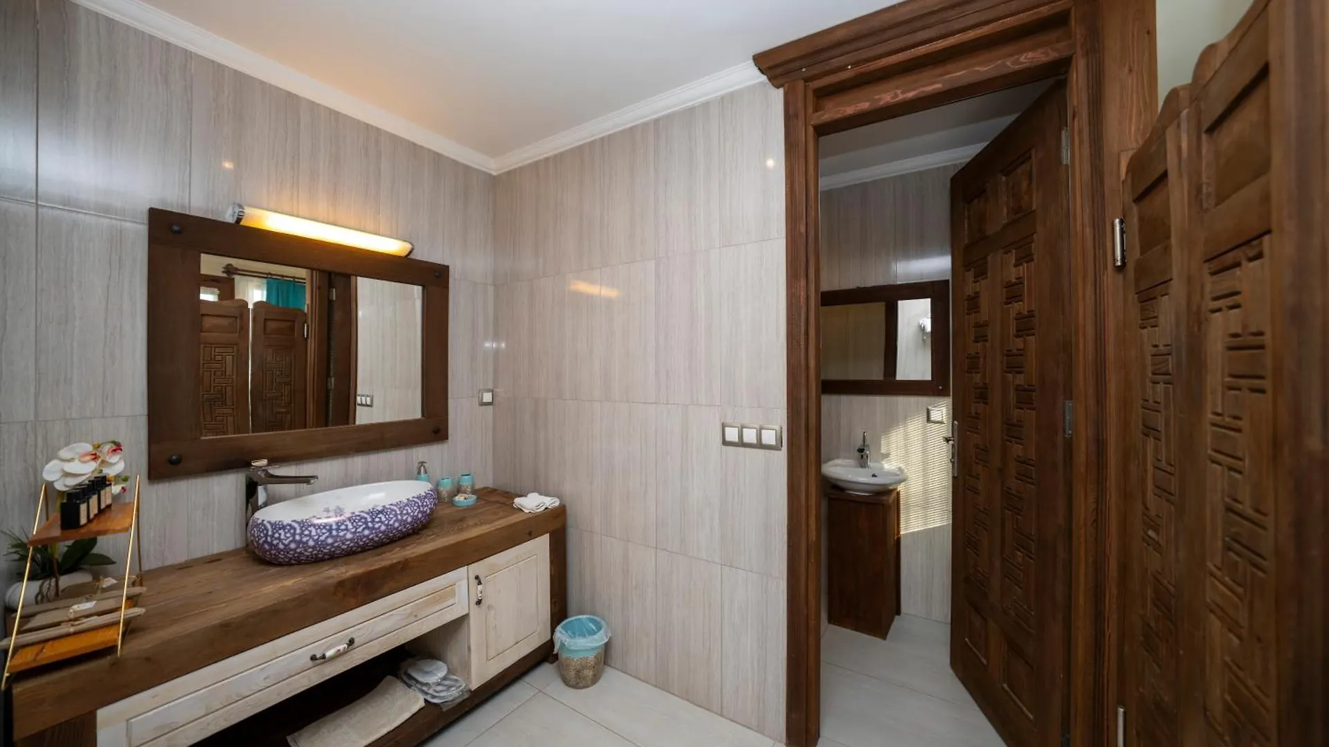 Lissiya Hotel Faralya