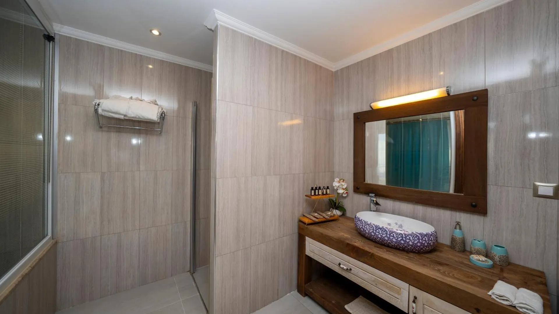 Lissiya Hotel Faralya